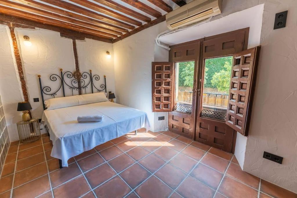 Encantador Apartamento En Calle Segovia Madrid Extérieur photo