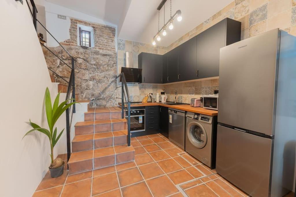 Encantador Apartamento En Calle Segovia Madrid Extérieur photo